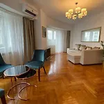 New Luxury Flat In Front Of The Parliament At Unirii